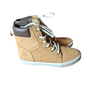 Timberland skyla bay lace up round toe boots size 8.5